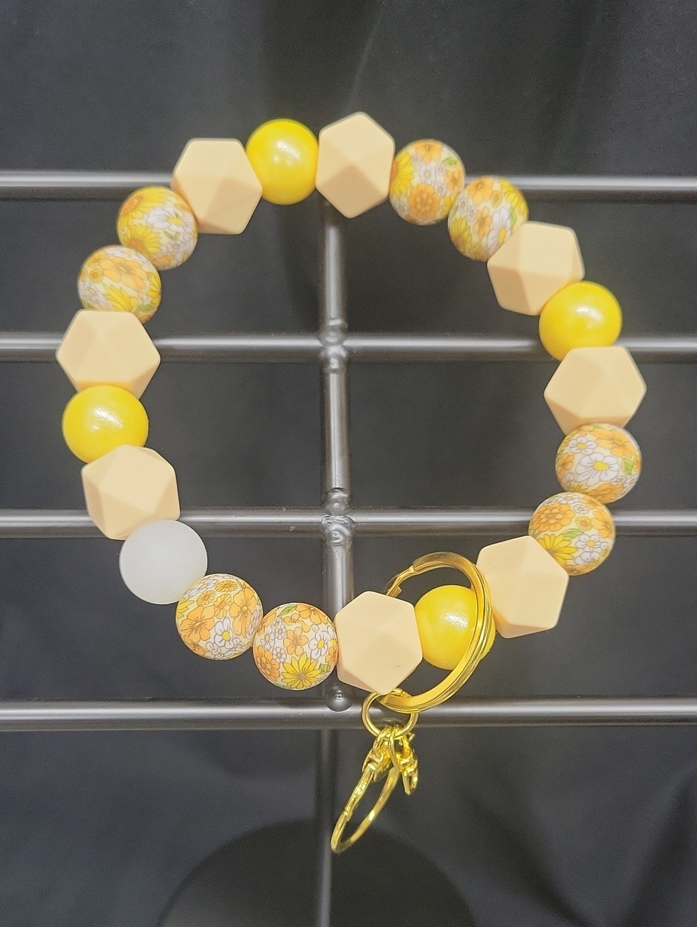 Yellow Floral Beaded Stretch Bracelet with Gold Ring Accent